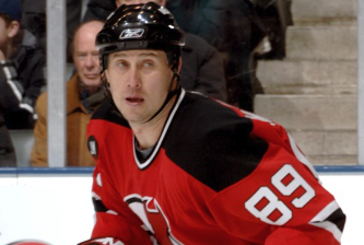 Alexander Mogilny's Hall of Fame snubs becoming laughable